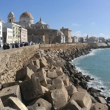 Apartment Entre Balbo Y Mar Cadiz